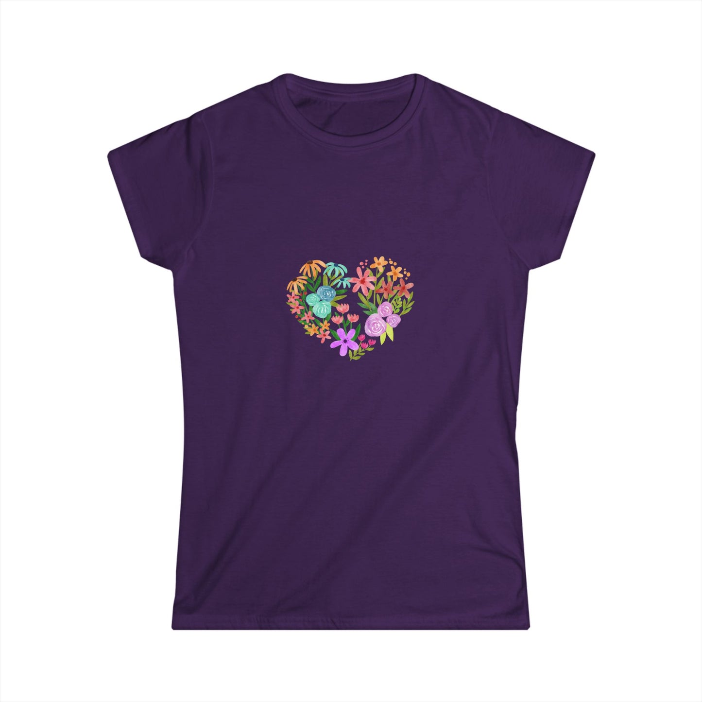 Camiseta manga corta Corazón Floral Heart Women's Tee - Softstyle T-Shirt for Nature Lovers, Gift for Her, Summer Fashion, Casual Wear, Positive Vibes